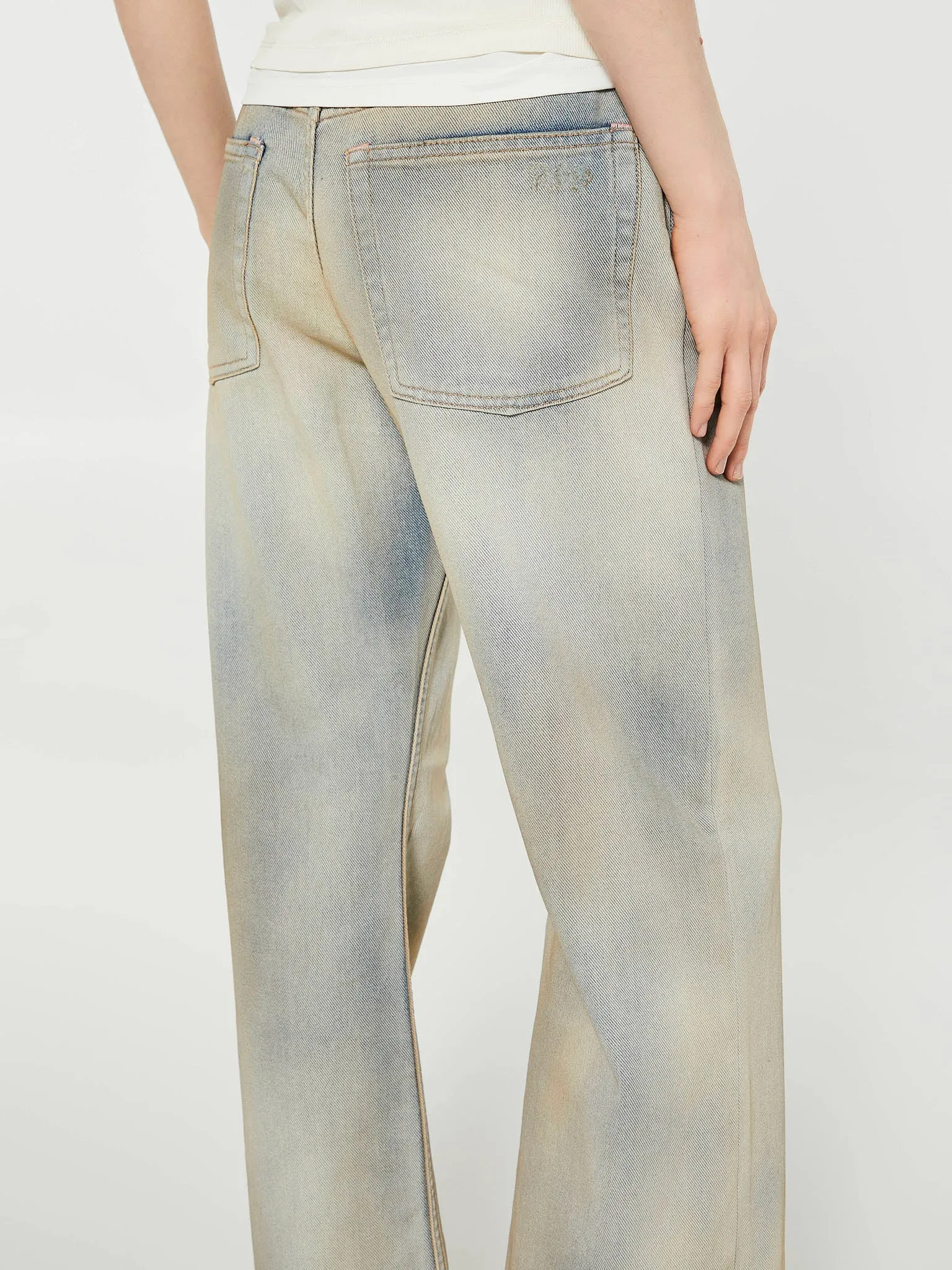 2021F Loose Fit Jeans in Carver Light Blue