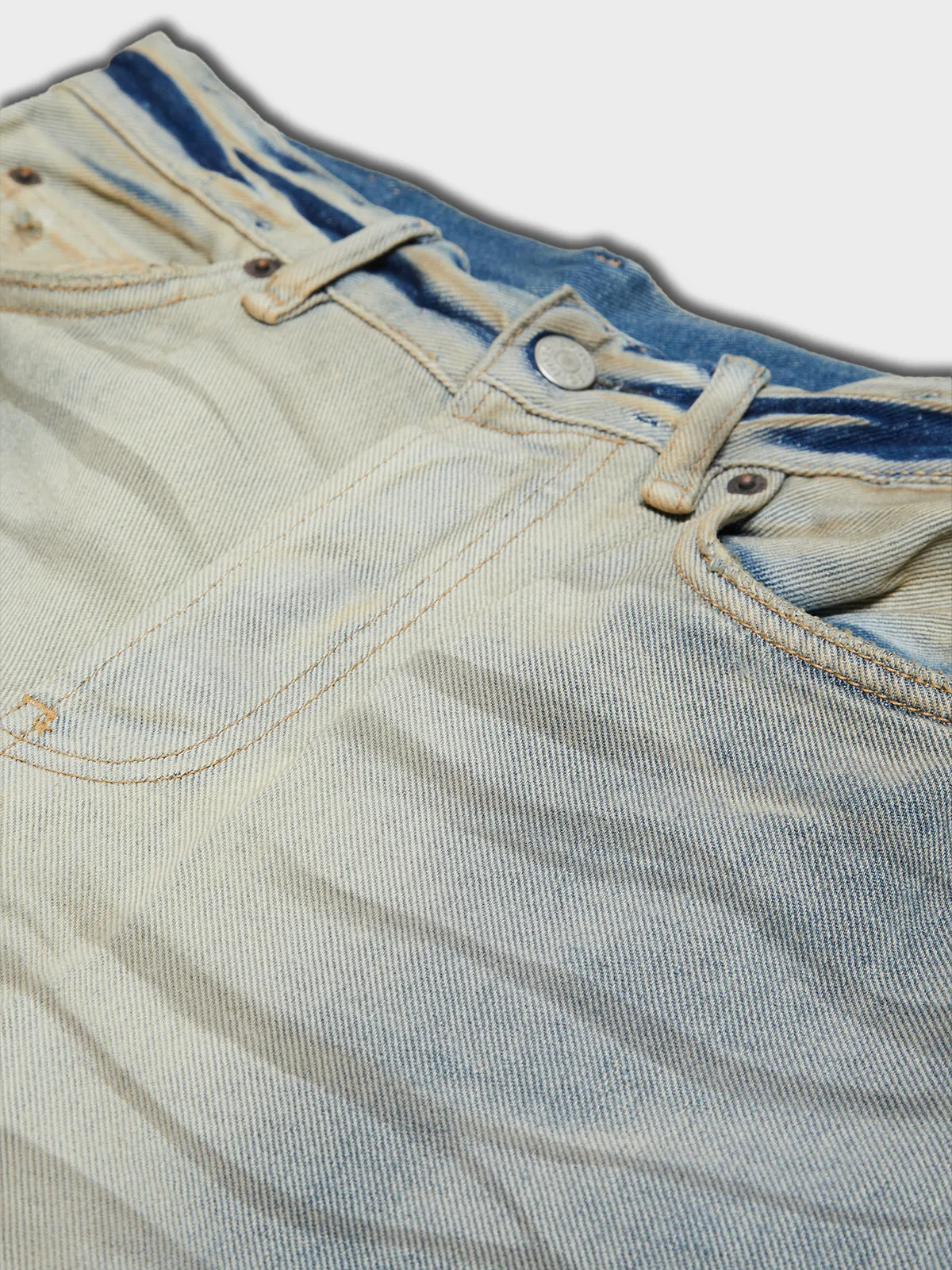 2021F Loose Fit Jeans in Carver Light Blue