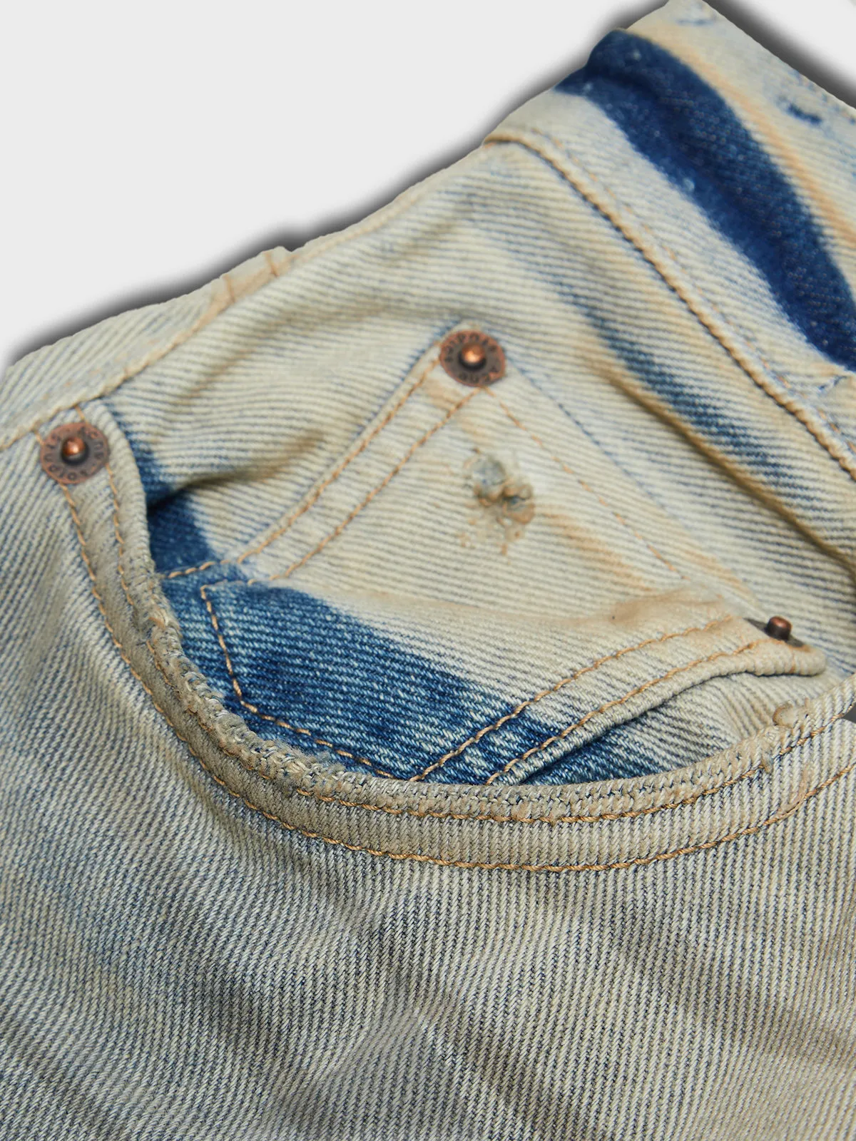 2021F Loose Fit Jeans in Carver Light Blue