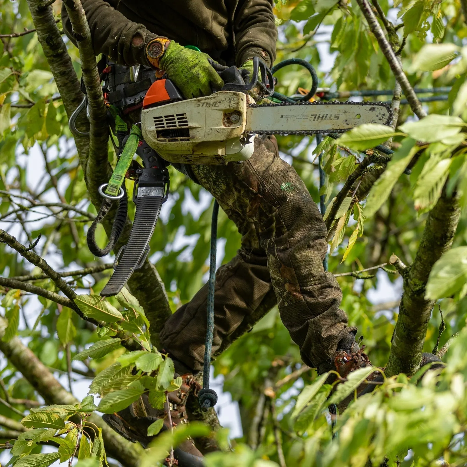AT4060 - Breatheflex Pro Realtree Chainsaw Trousers Design A/Class 1 - Brown