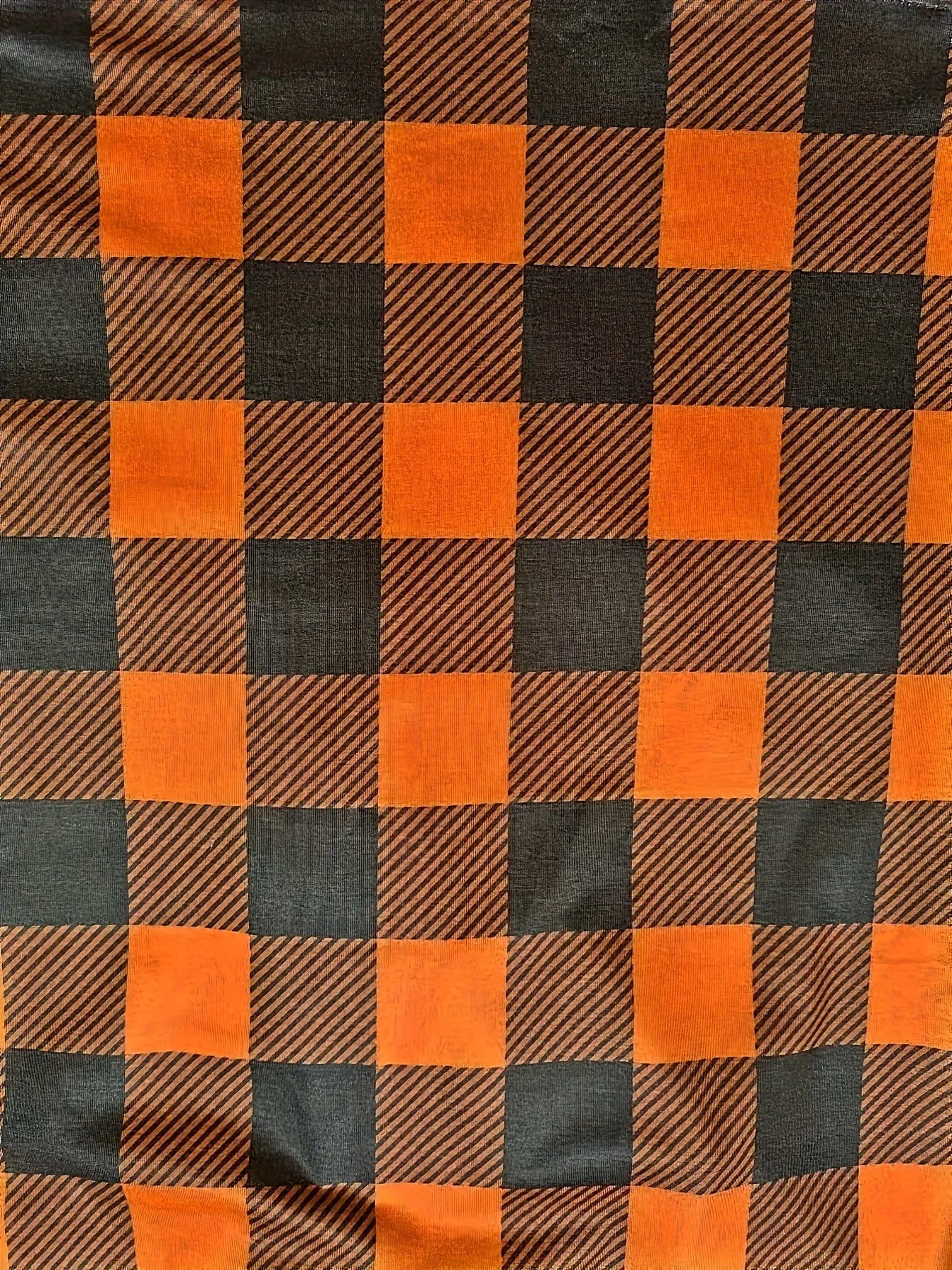 Black and Gray Plaid Shirt