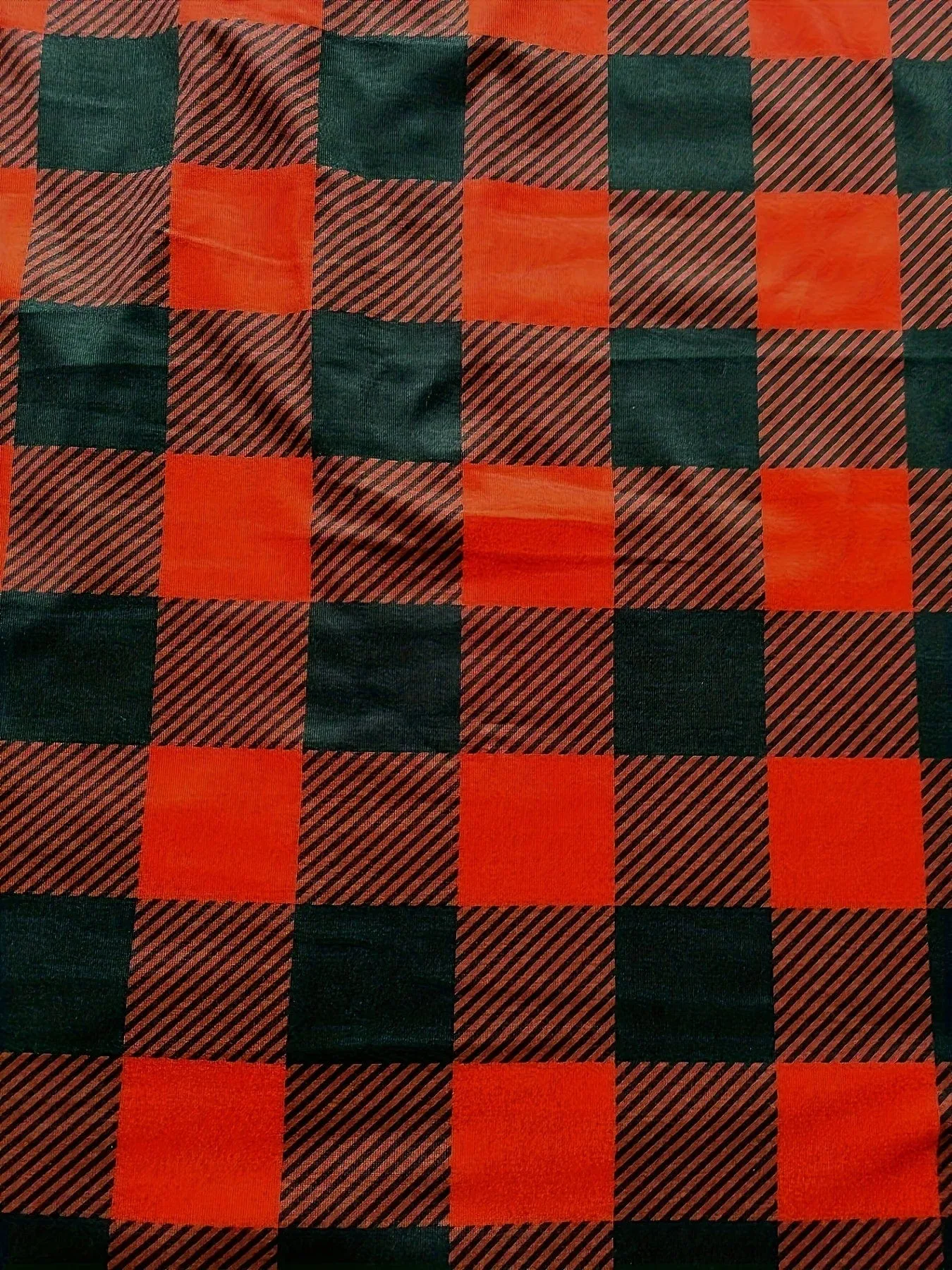 Black and Gray Plaid Shirt