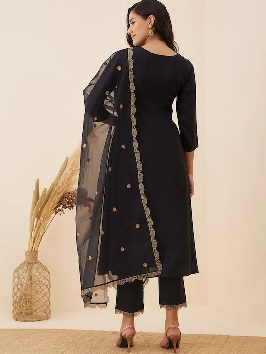 Floral Yoke Design Regular Chanderi Cotton Kurta With Trousers & Dupatta