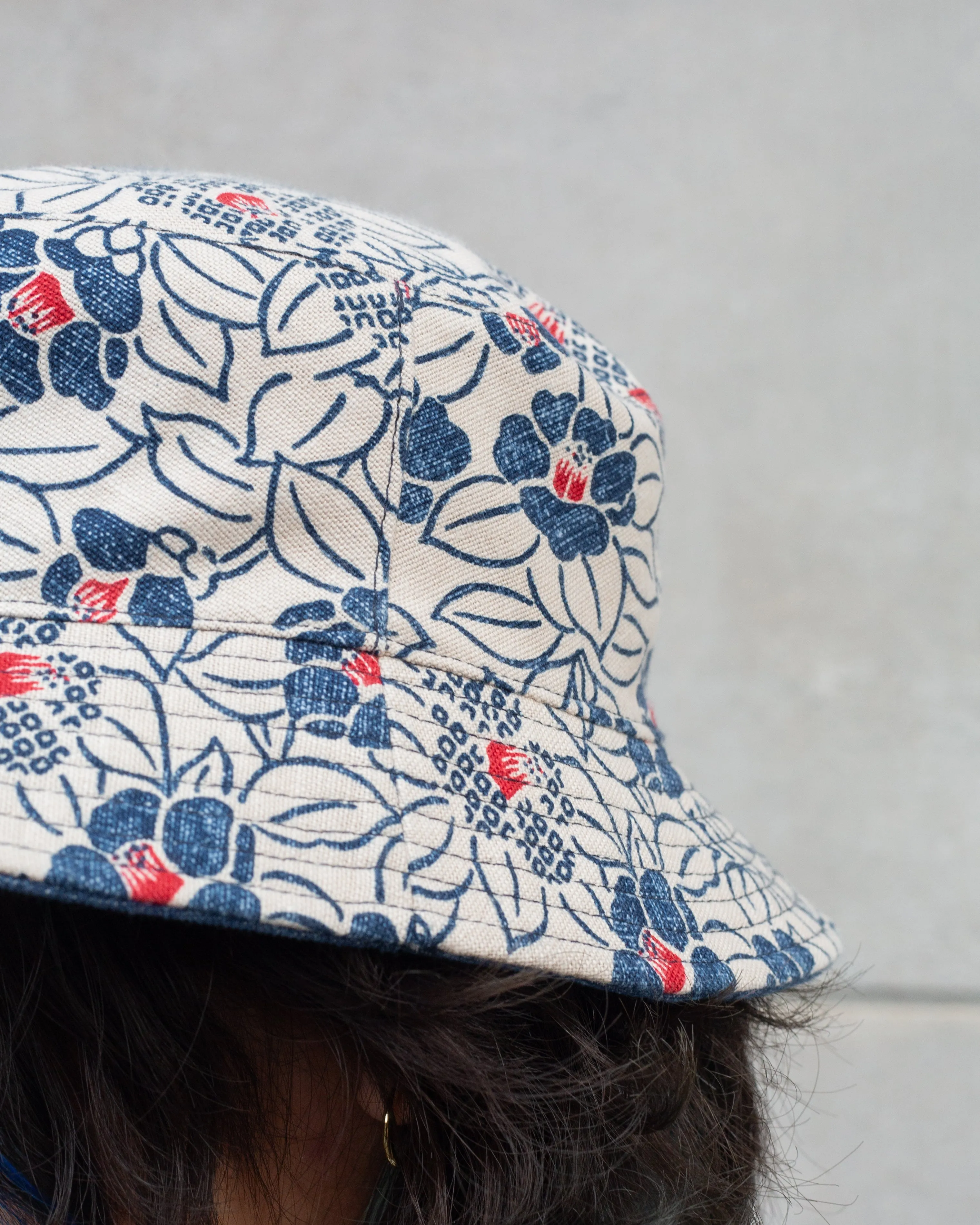 Kiriko Original Bucket Hat, Reversible, Cream Tsubaki Denim