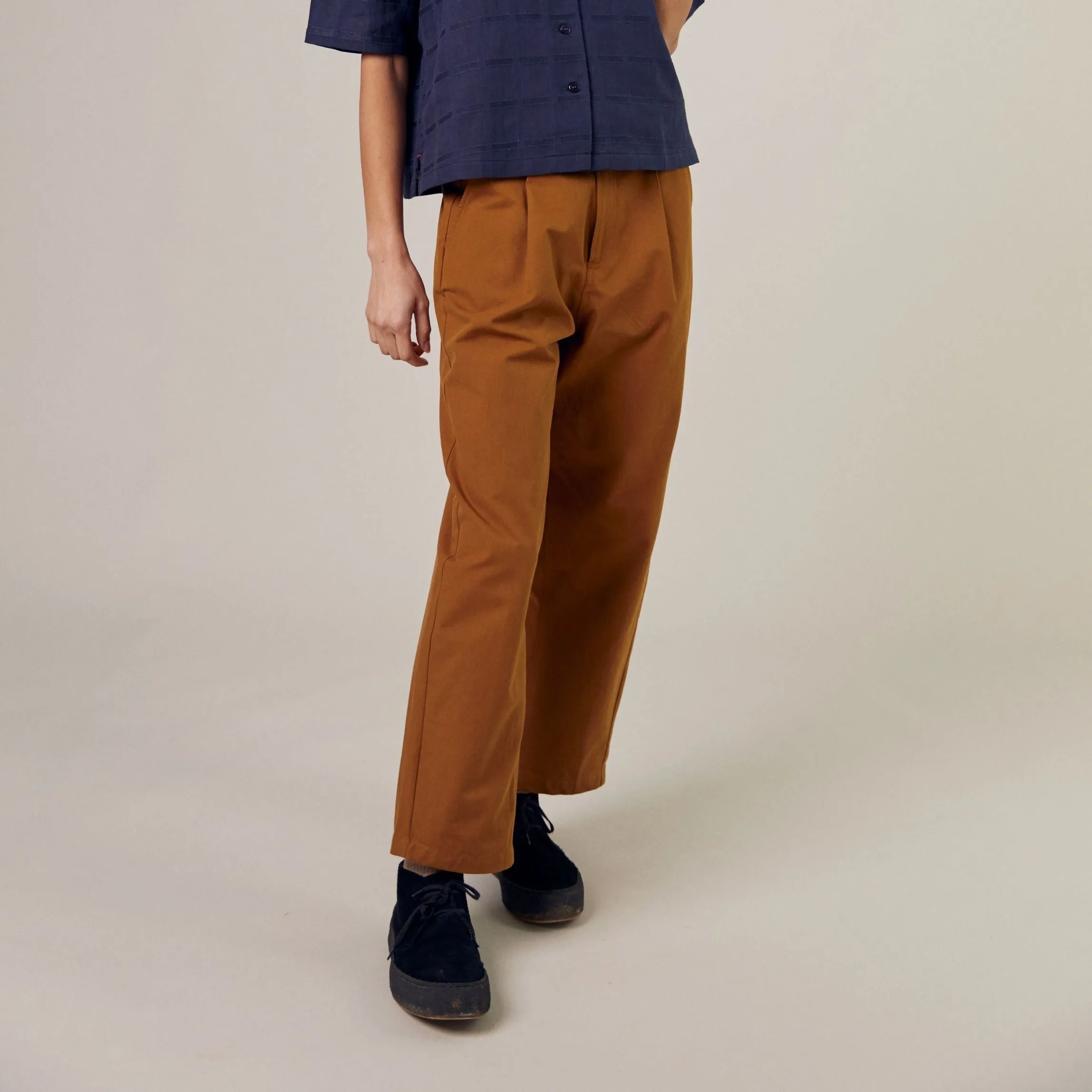 Lois Trousers - Tobacco