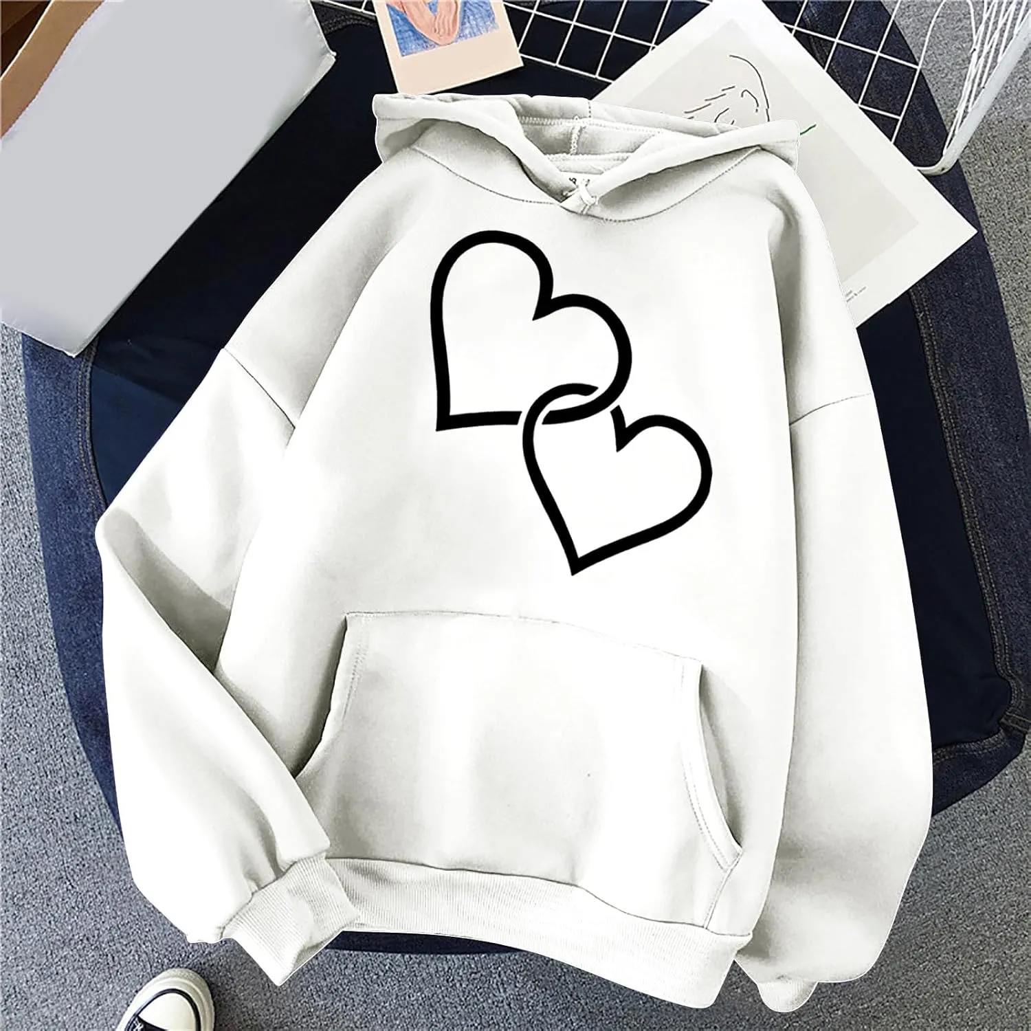 maisdgop Heart Hoodies Women Graphic Sweatshirts Long Sleeve Pullover Sweater Oversized Tops Trendy Valentine's Day Outfits