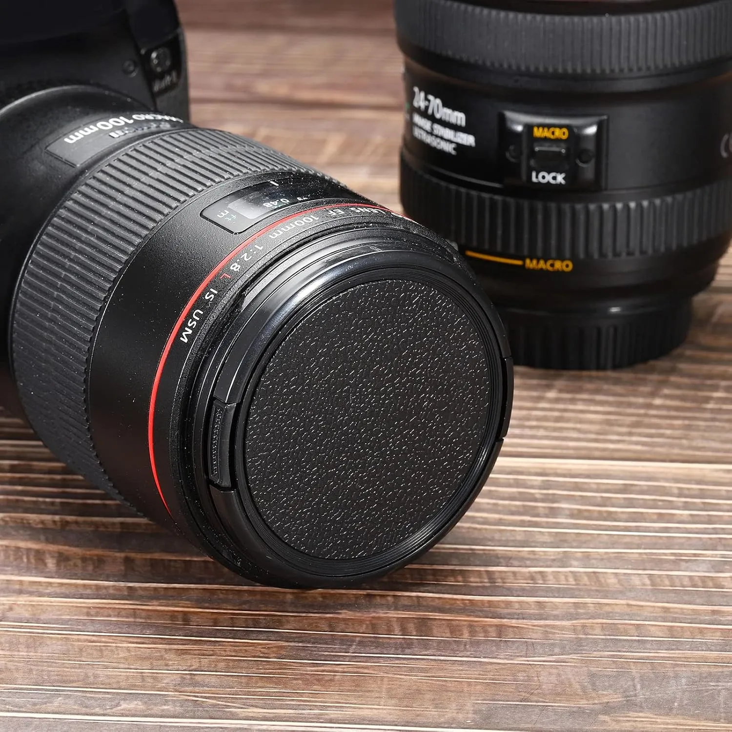 PATIKIL Camera Lens Cap, 4 Pack Sides Pinch Front Lens Cover with Microfiber Cleaning Cloth for 82mm Thread Universal DSLR Lenses for Nikon, for Fujifilm, for Pentax, for Leica