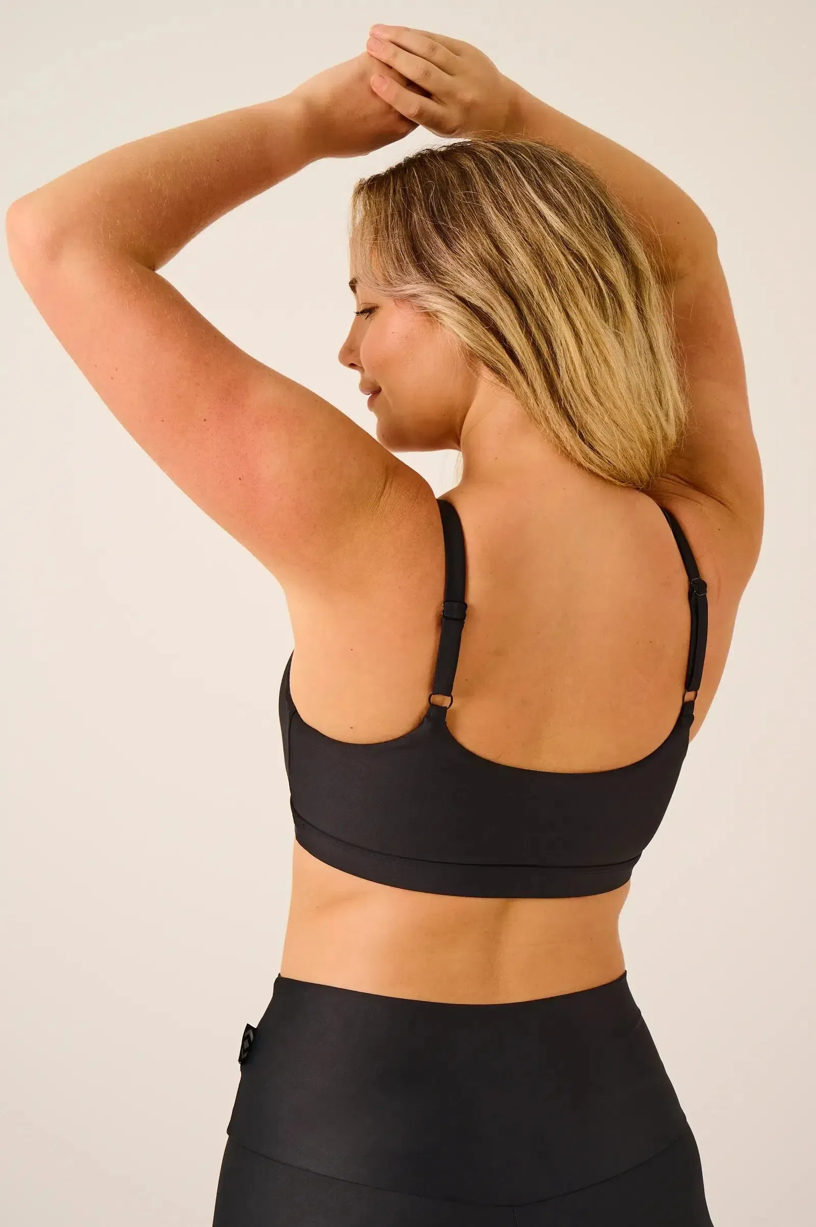 Performance Bralette Crop - Black