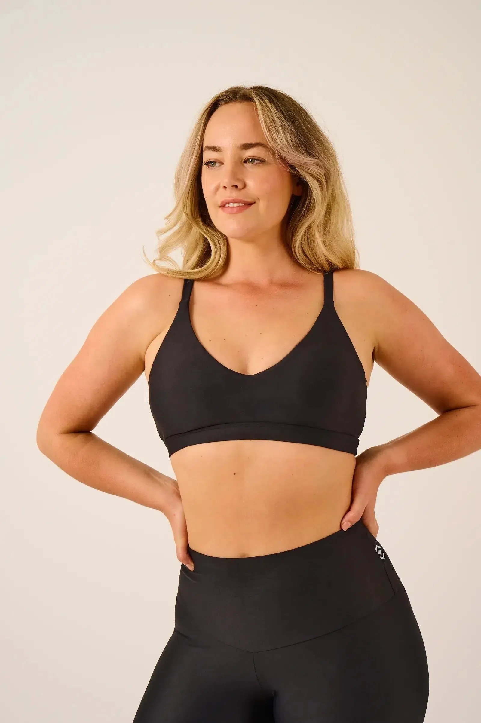 Performance Bralette Crop - Black