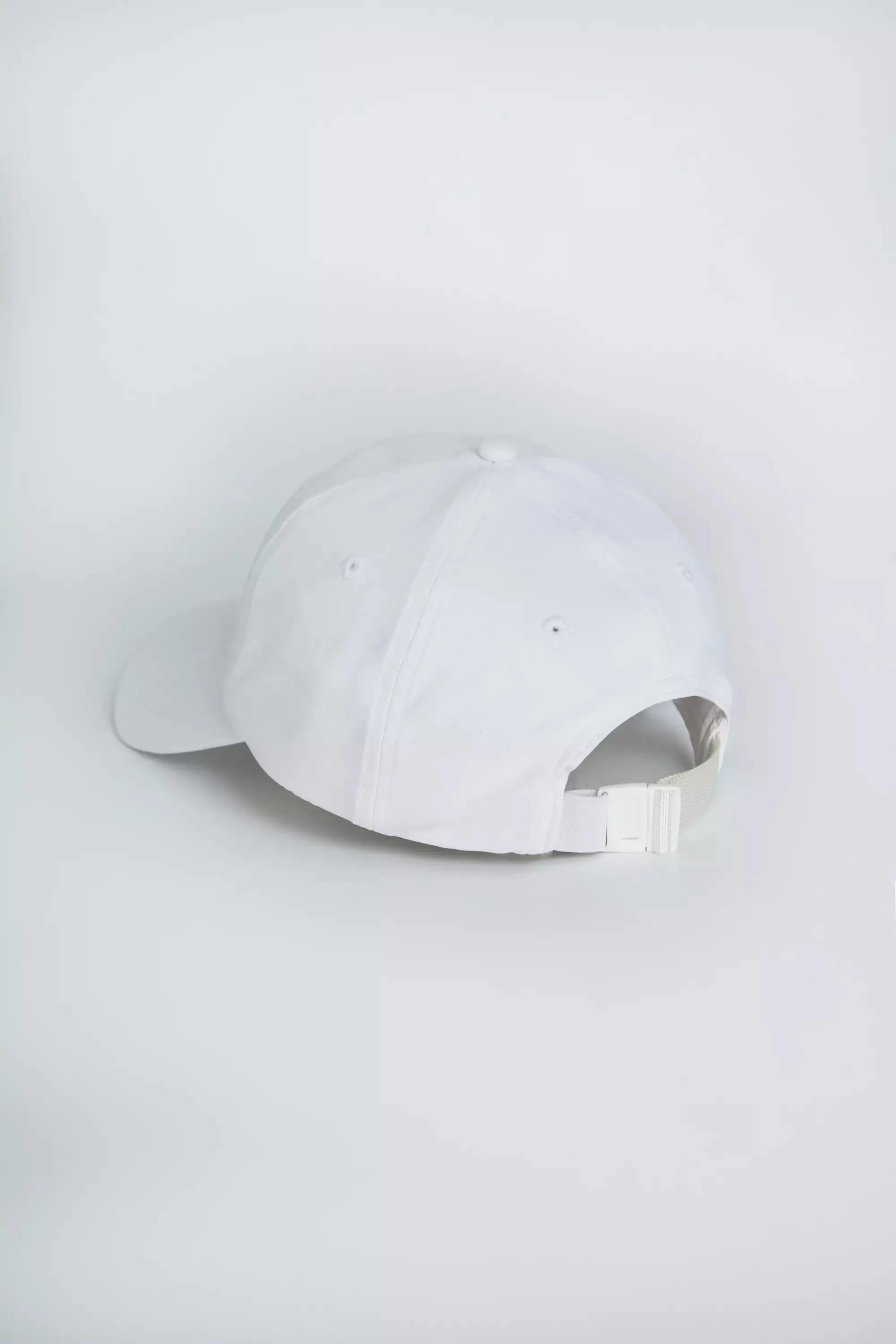 Performance Cap - White