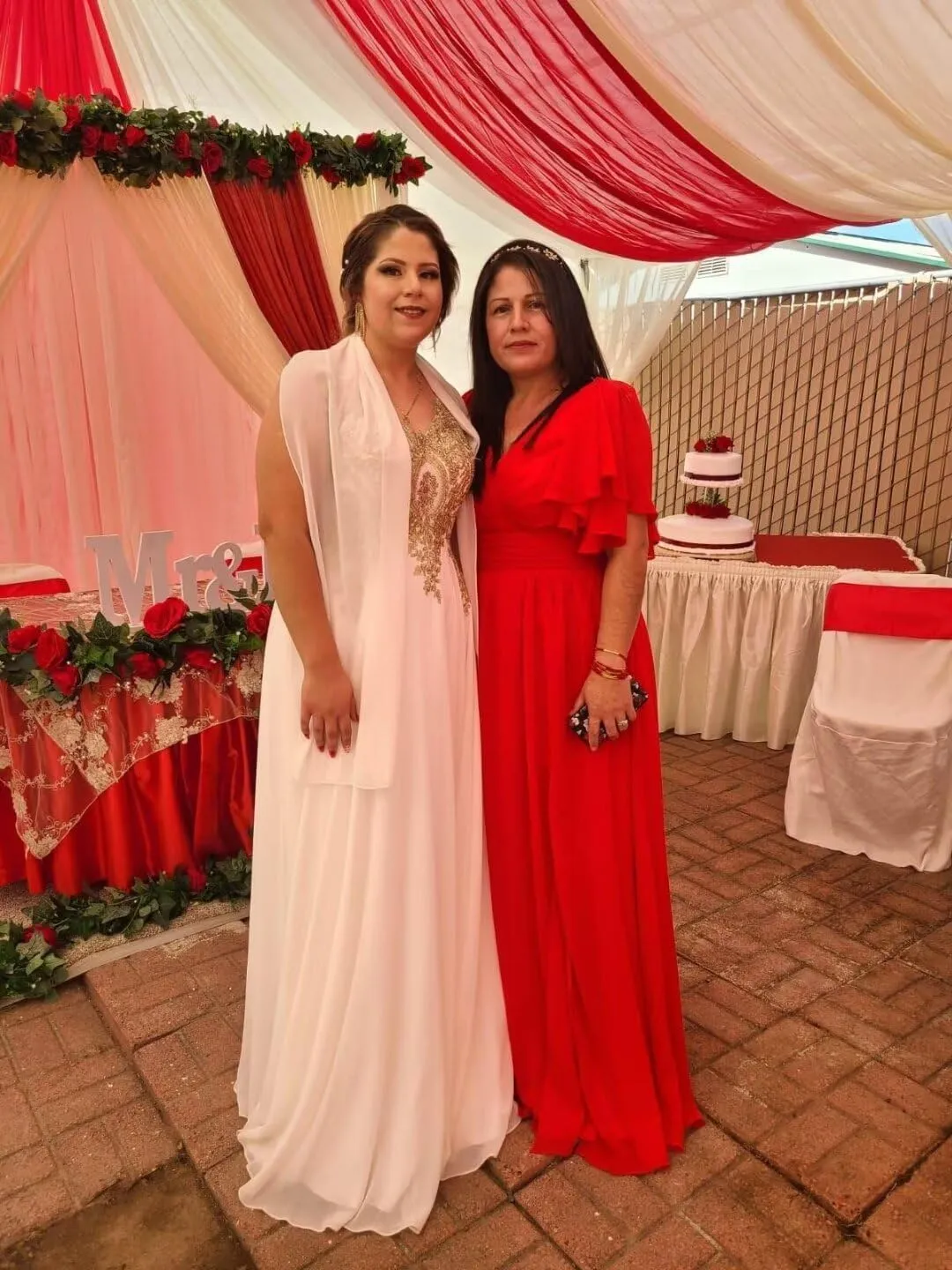 Ruffle Sleeves Chiffon V Neck Split Bridesmaid Dresses for Wedding Flowy Evening Gown Formal Women Dress with Slit