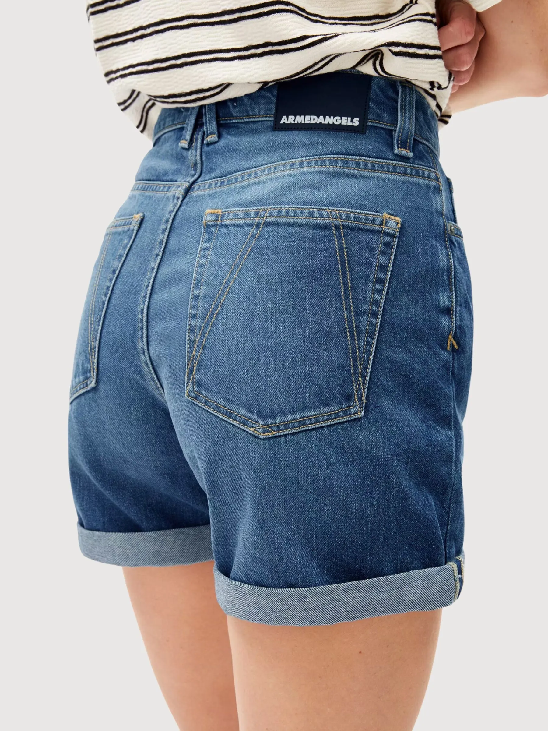 Sheaari Shorts Woman Blue Jeans | Armedangels