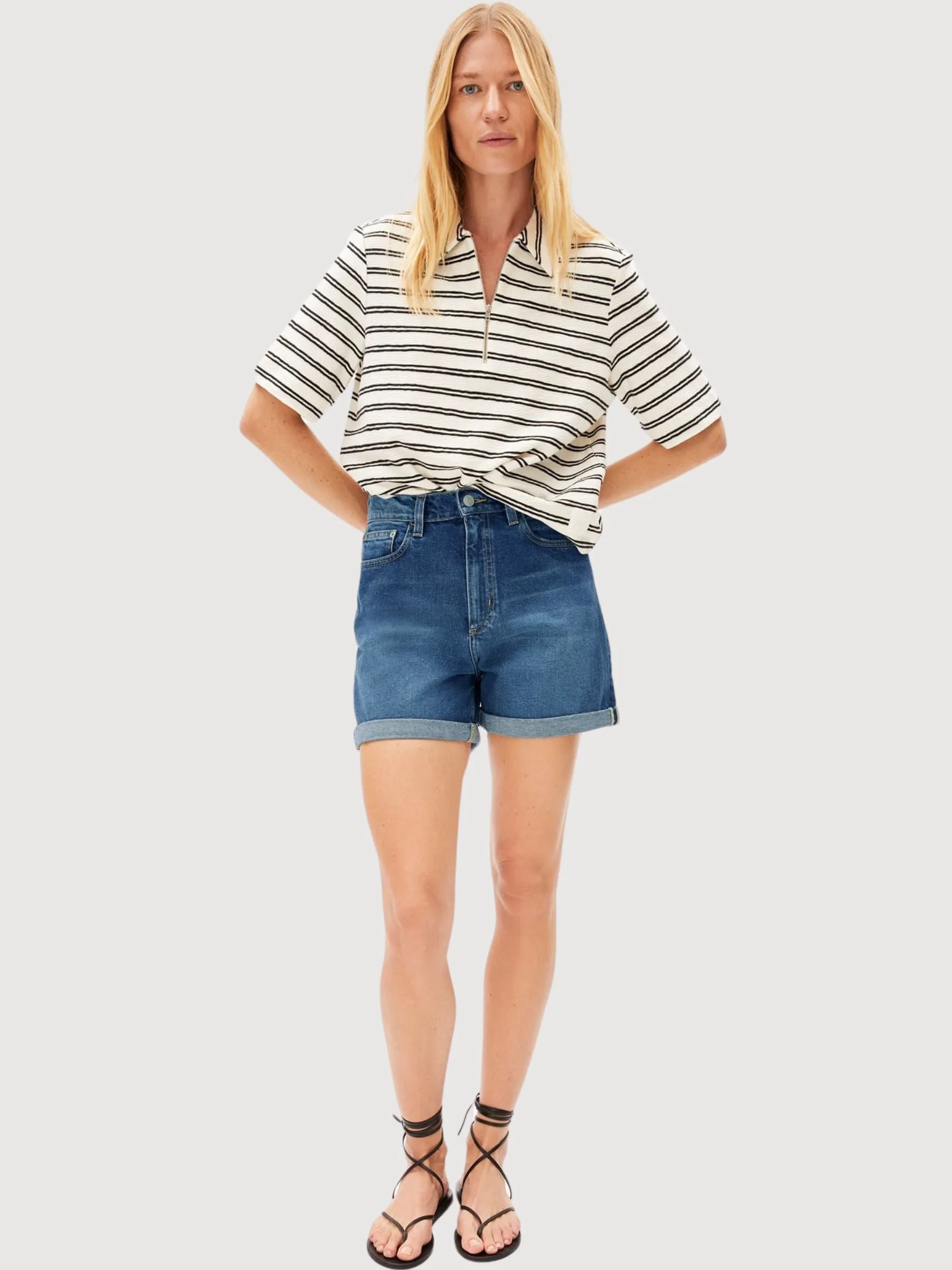 Sheaari Shorts Woman Blue Jeans | Armedangels