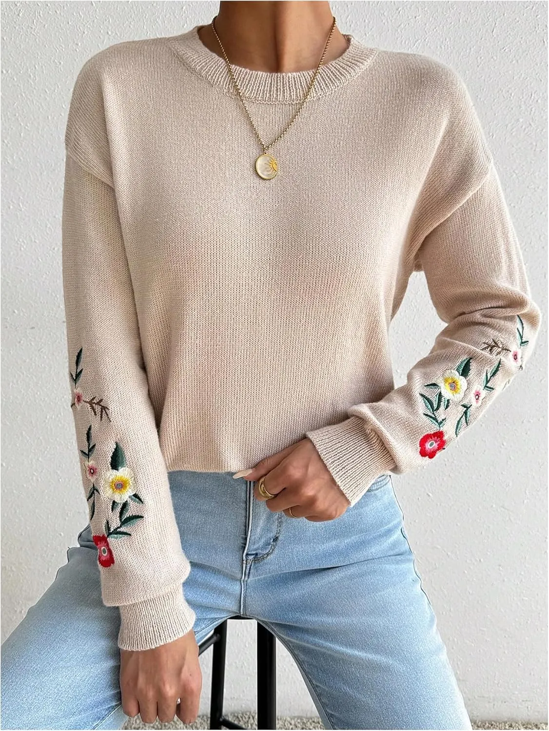 SOLY HUX Women's Floral Embroidery Sweaters Crew Neck Drop Shoulder Long Sleeve Knit Sweater Pullover Fall Tops