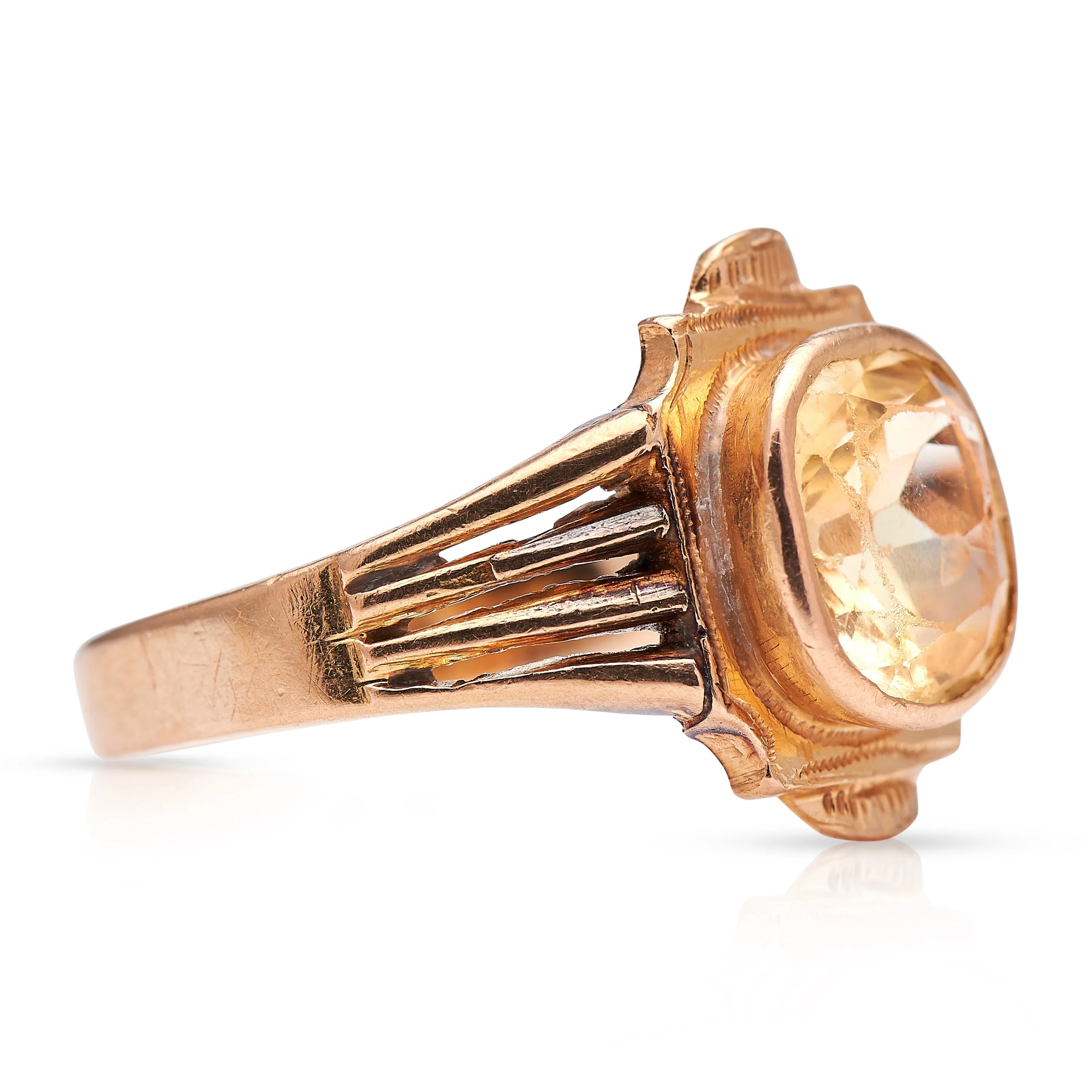 Victorian, 18ct yellow gold, yellow sapphire ring