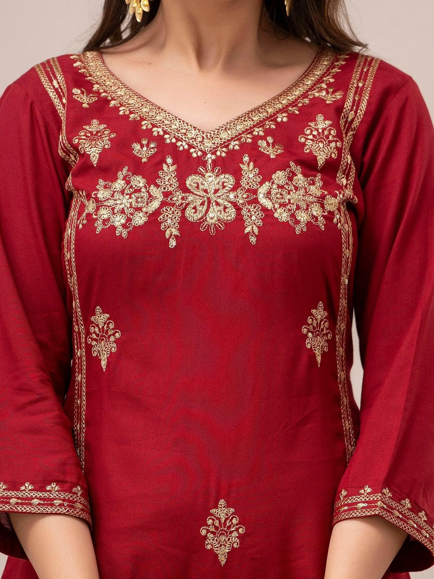 Women Red Sequinned Yoke Design Kurta with Trousers