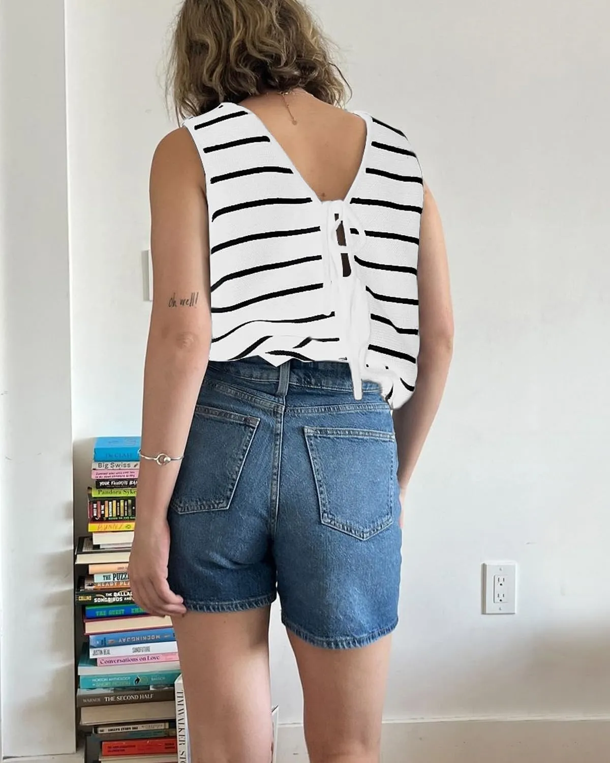 Womens Tie Front Sweater Vest Knit V Neck Lace Up Sleeveless Cardigan Casual Knitted Vest