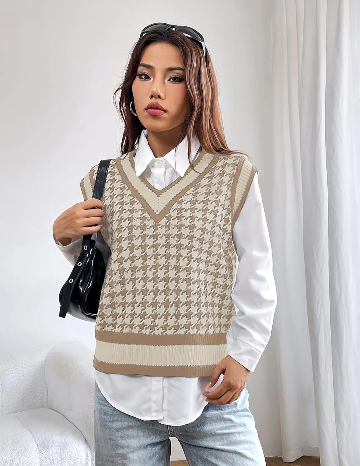 Women's V Neck Knit Sweater Vest Fall Houndstooth Sleeveless Pullover Crop Knitwear Preppy Style Tank Tops 2024
