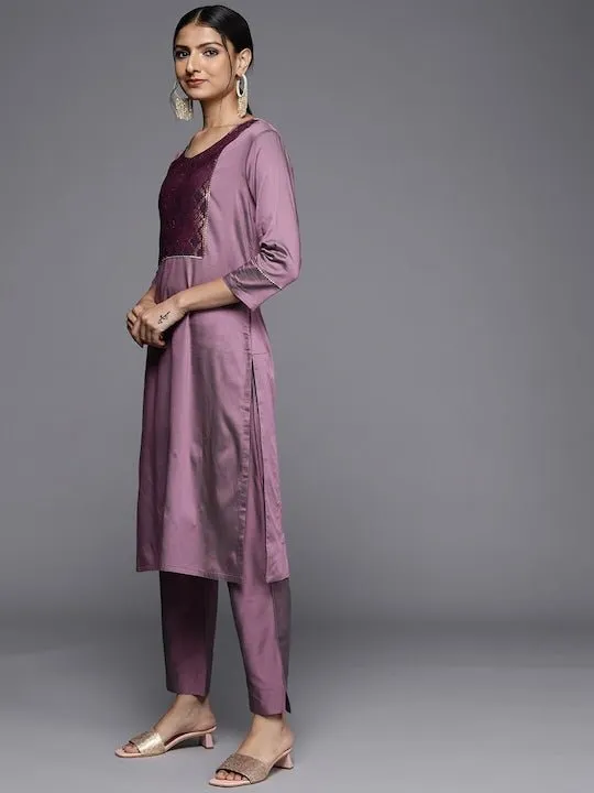 Woven Design Yoke Design Kurta with Trousers