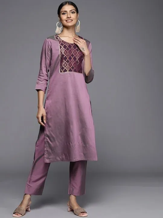 Woven Design Yoke Design Kurta with Trousers