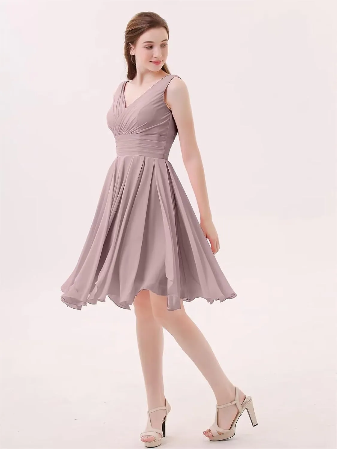 XYAYE V-Neck Ruched Short Bridesmaid Dresses for Women Knee Length Chiffon Pleated Formal Maxi Dresses with Pockets XY040