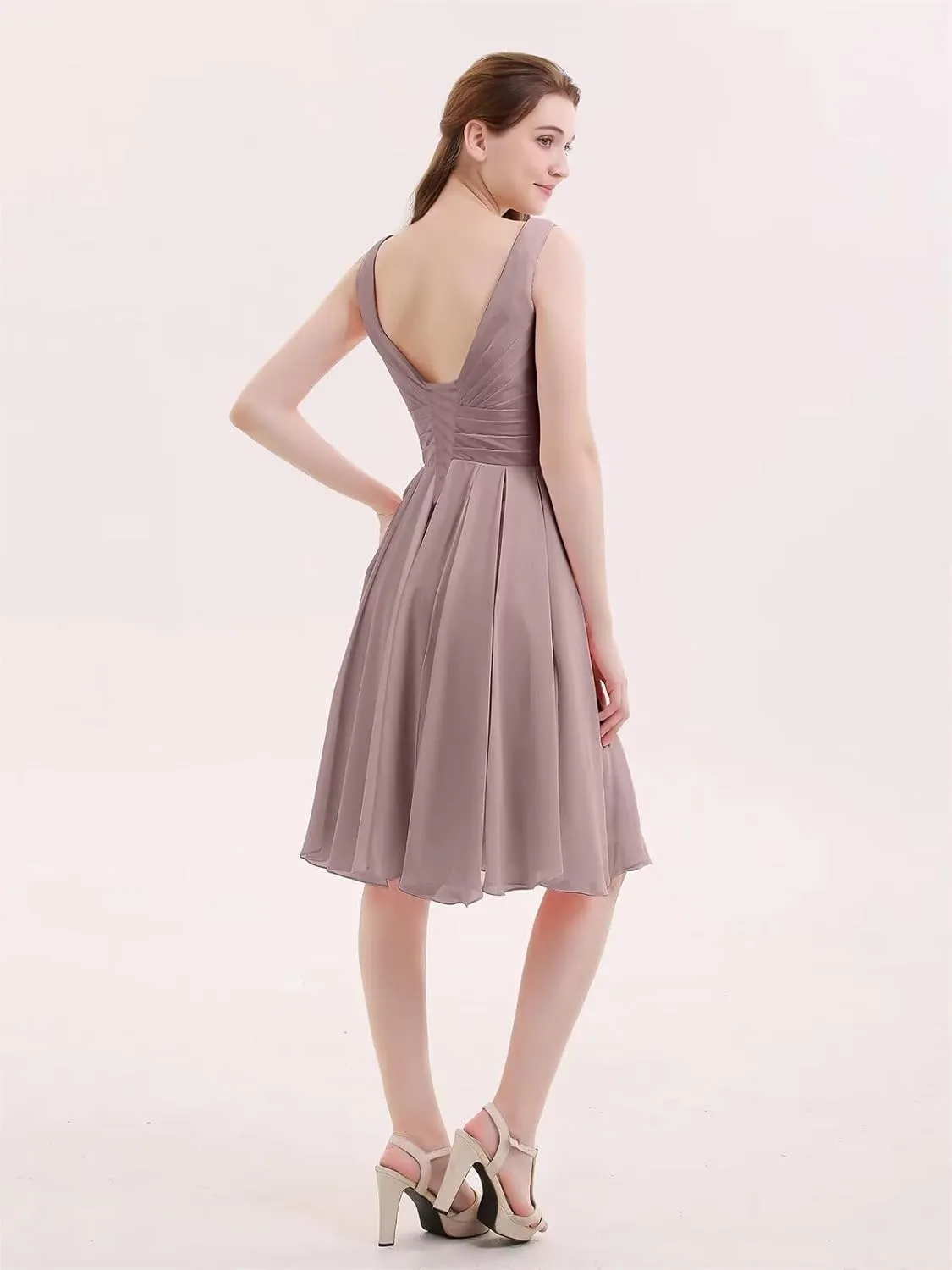 XYAYE V-Neck Ruched Short Bridesmaid Dresses for Women Knee Length Chiffon Pleated Formal Maxi Dresses with Pockets XY040