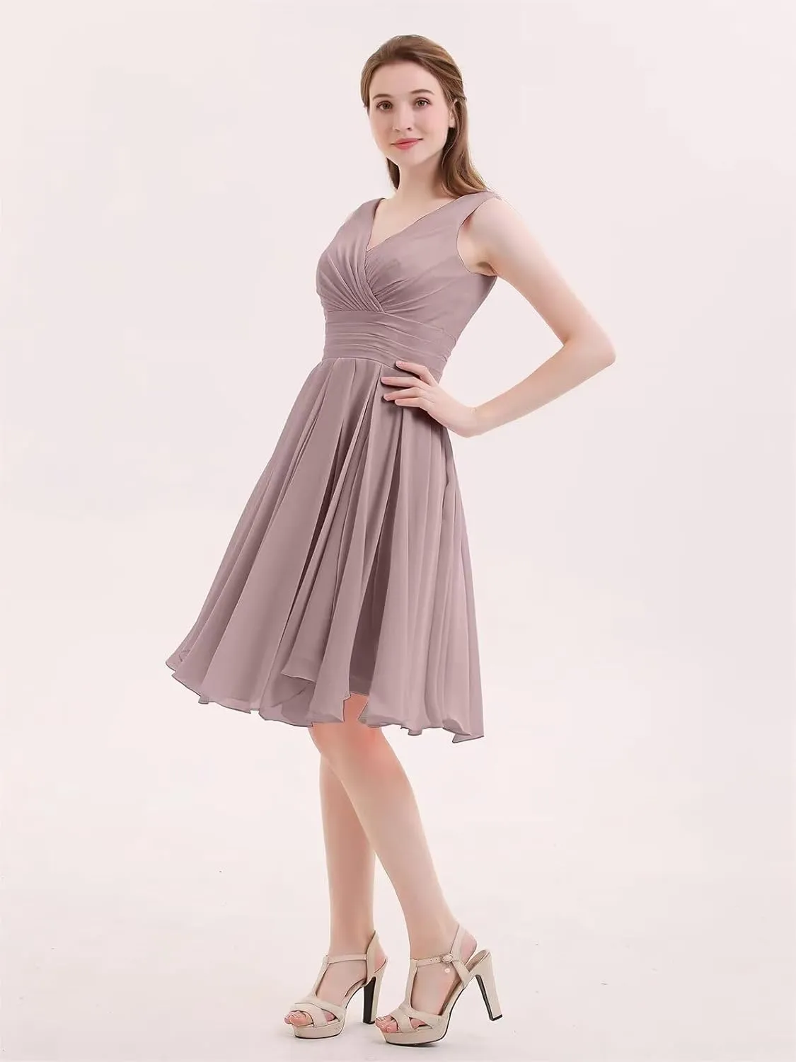 XYAYE V-Neck Ruched Short Bridesmaid Dresses for Women Knee Length Chiffon Pleated Formal Maxi Dresses with Pockets XY040
