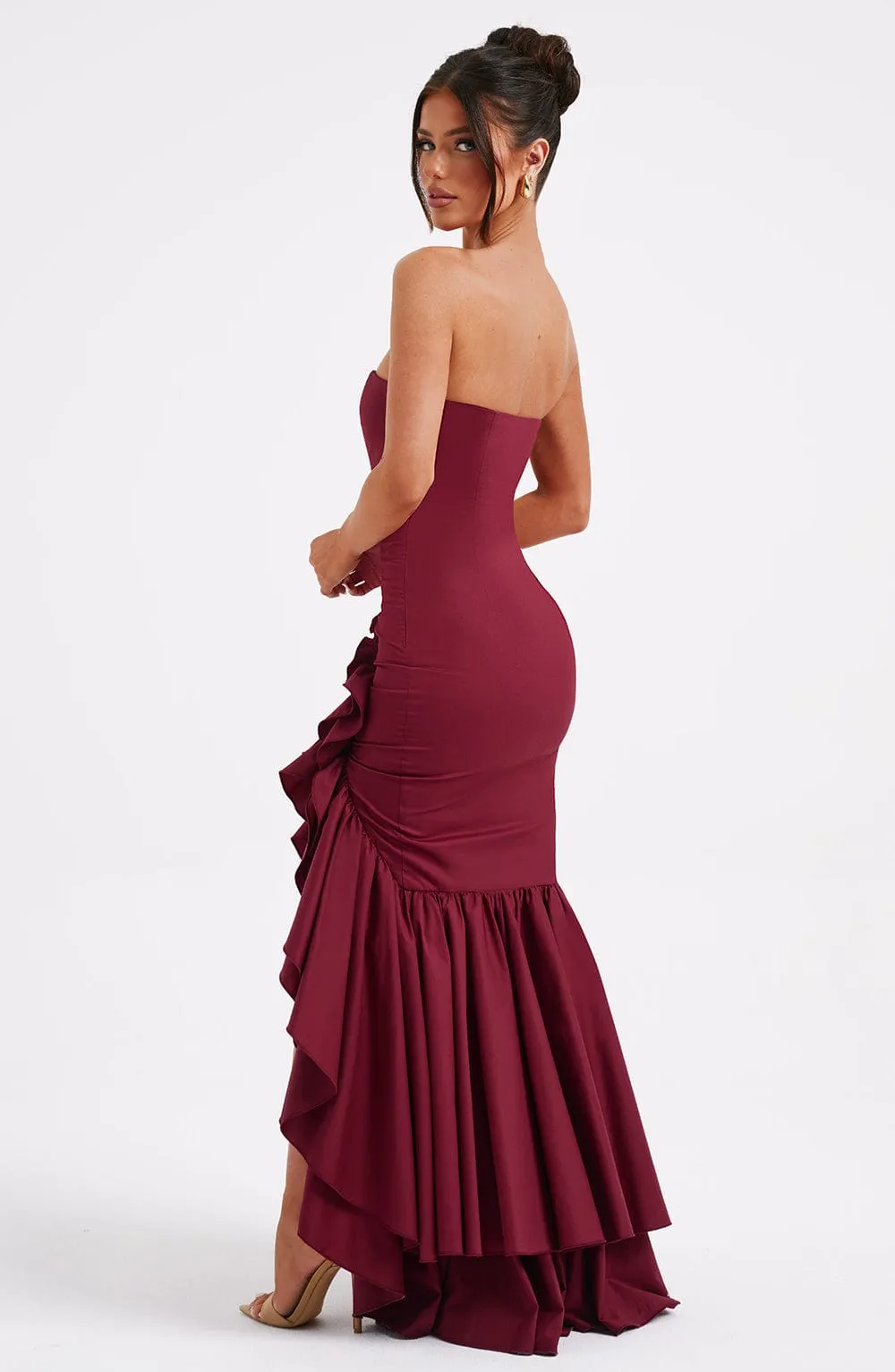Xyra | Sleeveless Ruffled Maxi Dress