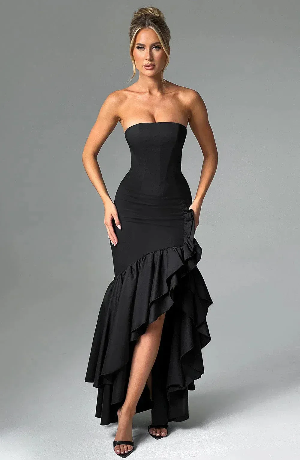 Xyra | Sleeveless Ruffled Maxi Dress