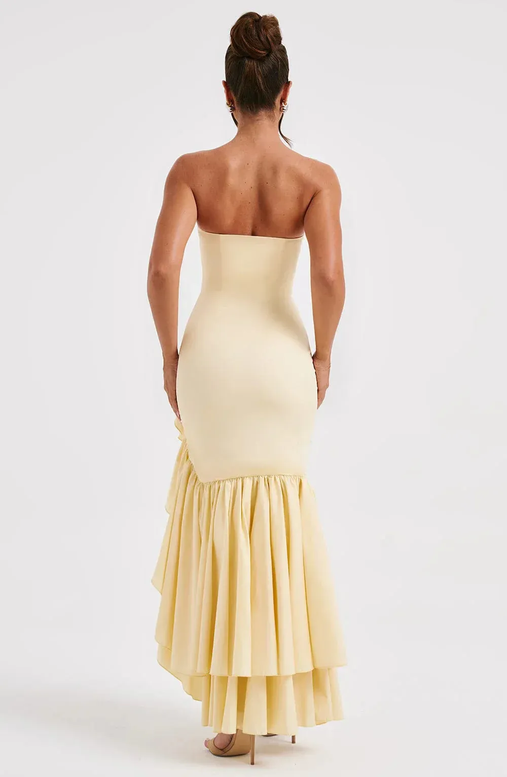Xyra | Sleeveless Ruffled Maxi Dress