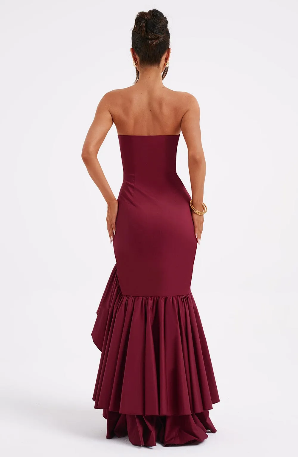 Xyra | Sleeveless Ruffled Maxi Dress