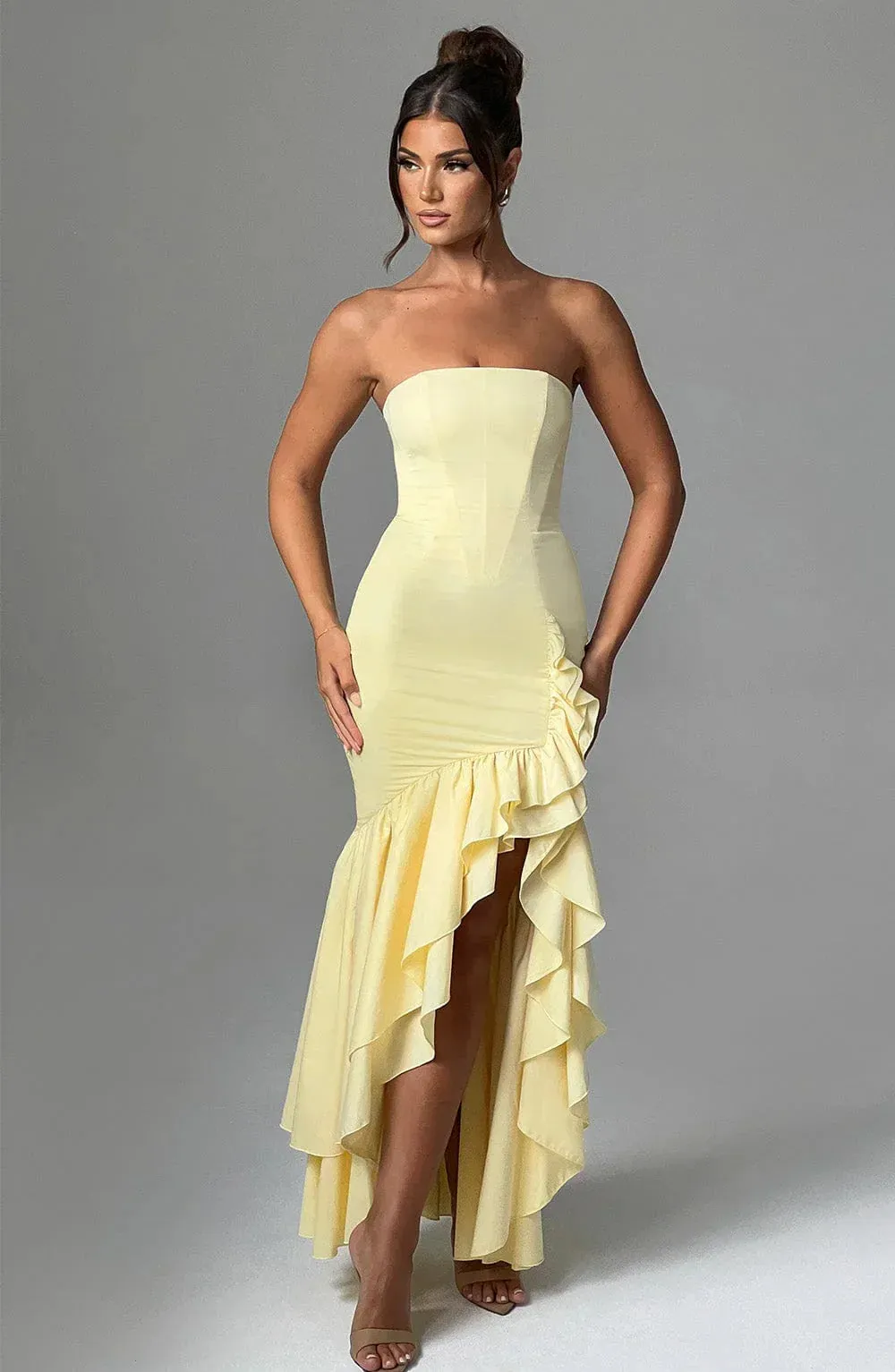 Xyra | Sleeveless Ruffled Maxi Dress
