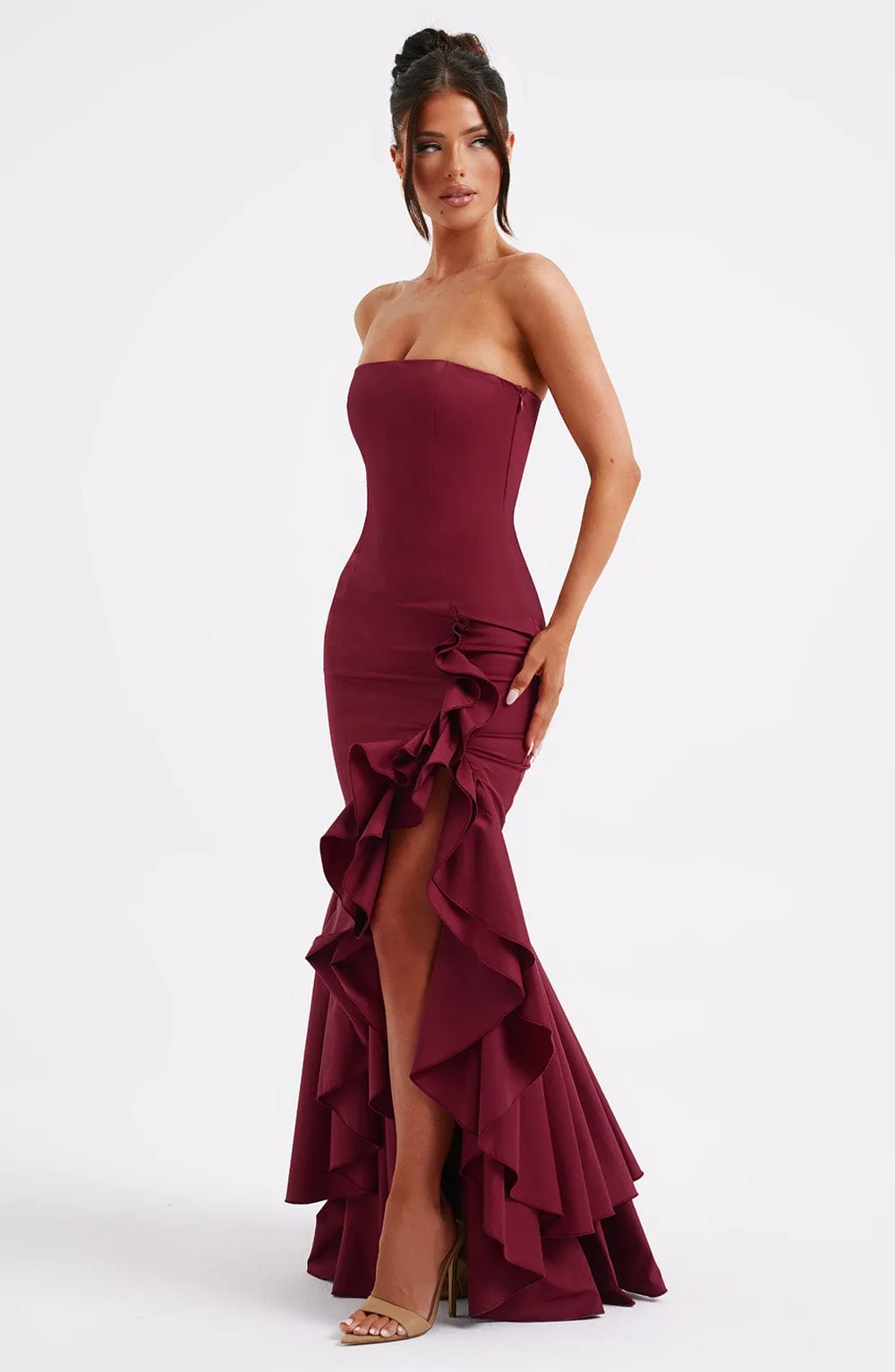 Xyra | Sleeveless Ruffled Maxi Dress