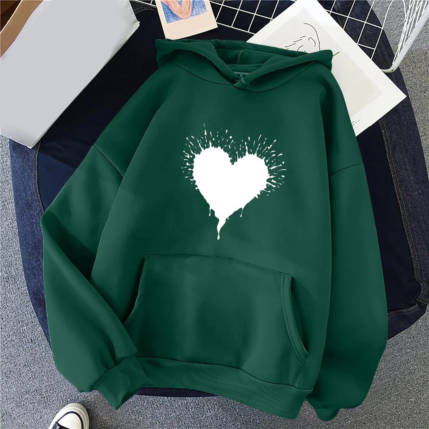 ZDRZK Hoodies For Women Cute Heart Print Drawstring Casual Hooded Sweatshirts Oversized Basic Fall Clothes With Pocket